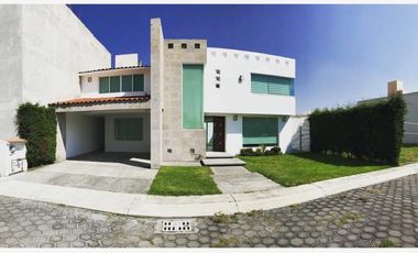 Casa en Renta en San Salvador Tizatlalli