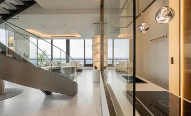 Esse Sukhumvit 36 - Penthouse Duplex