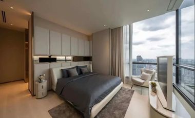 Esse Sukhumvit 36 - Penthouse Duplex