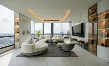 Esse Sukhumvit 36 - Penthouse Duplex