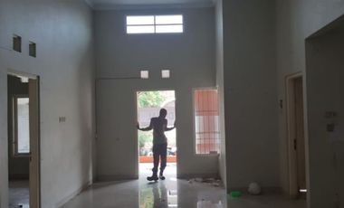 RUMAH MINIMALIS 2 KAMAR DI PERUMAHAN PENY REGENCY, SOLO