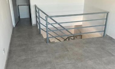 Duplex en venta en Sarandi Este