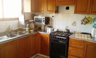 HERMOSA CASA FRENTE A LA CIUDAD DEPORTIVA