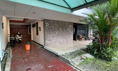 DIJUAL RUMAH at Jl DUTA PERMAI, PONDOK INDAH, JAKSEL (JARANG ADA)