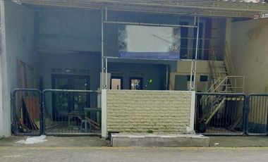Rumah Cocok Untuk Tempat Usaha di Rungkut Permai Surabaya