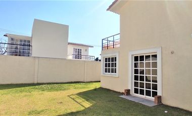Renta Casa Amueblada en Villas del Campo Calimaya