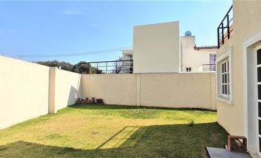 Renta Casa Amueblada en Villas del Campo Calimaya