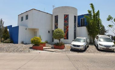 Casa en Venta en El Álamo Country Club, en Celaya, Gto.