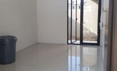 Rumah Grand Sunrise, Strategis
