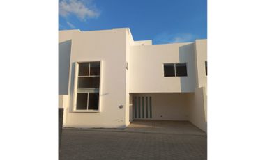 Casa En Venta En Fraccionamiento  En Cuautlancingo