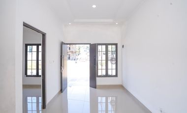 Rumah SHM 2 Lt Hadap Timur 10 Mnt ke RS Citra Medika Depok J-34093