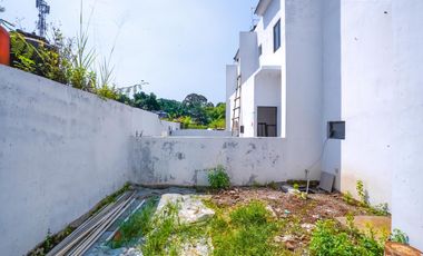 Rumah SHM 2 Lt Hadap Timur 10 Mnt ke RS Citra Medika Depok J-34093