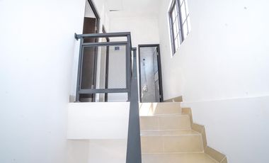 Rumah SHM 2 Lt Hadap Timur 10 Mnt ke RS Citra Medika Depok J-34093