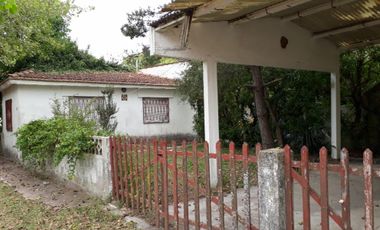 Venta de casa con departamento