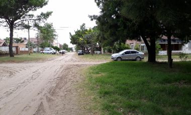 Venta de casa con departamento
