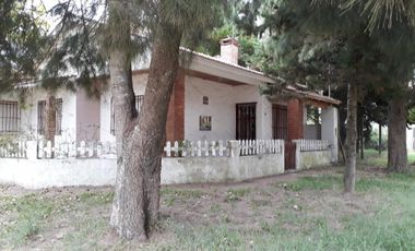 Venta de casa con departamento