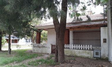 Venta de casa con departamento