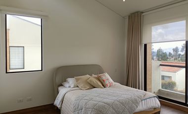 casa en arriendo/venta en cajicá. Cod A8124224