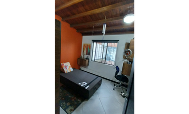 CASA VENTA SANTA MONICA MEDELLN UNIFAMILIAR  Y ESQUINERA