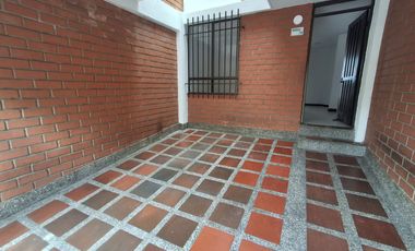 casa en arriendo en el dorado. Cod A216301
