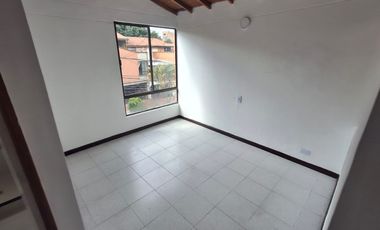 casa en arriendo en el dorado. Cod A216301