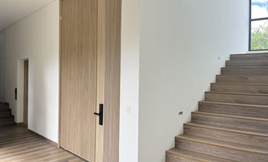 casa en venta en la calera. Cod V121133011