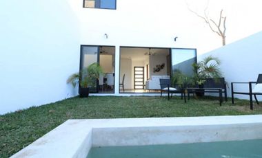 Casa en venta con alberca,Pedregales de Misnebalam, Merida Yucatan