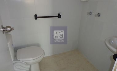 COD. 5753 - SE ARRIENDA CASA - BARRIO: CONUCOS