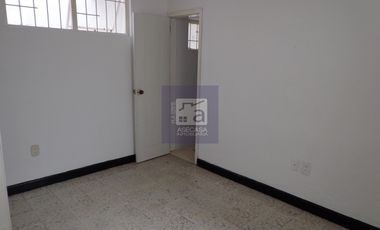 COD. 5753 - SE ARRIENDA CASA - BARRIO: CONUCOS