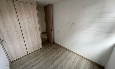 apartamento en arriendo en prados de sabaneta. Cod A512357