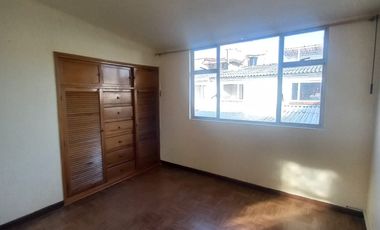 casa en arriendo en la castellana. Cod A7225901