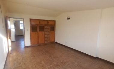 casa en arriendo en la castellana. Cod A7225901