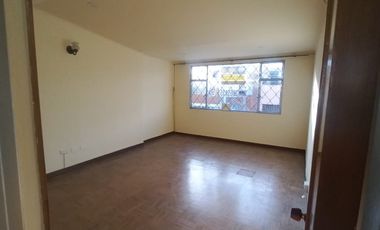 casa en arriendo en la castellana. Cod A7225901