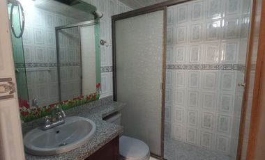 casa en arriendo en la castellana. Cod A7225901