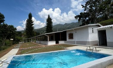 finca en arriendo en hato viejo. Cod A9433113
