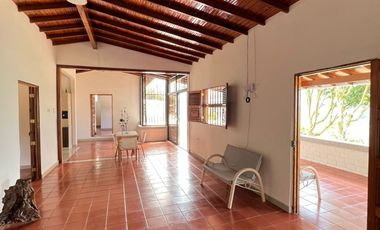 finca en arriendo en hato viejo. Cod A9433113