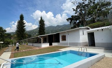 finca en arriendo en hato viejo. Cod A9433113