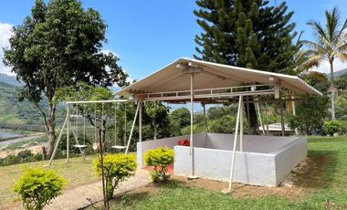 finca en arriendo en hato viejo. Cod A9433113