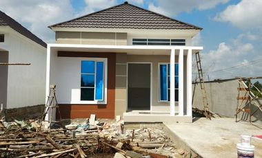 WA. 0822-5151----- ( T-sel ), Jual Rumah Di Jalan Sepakat 2 Pontianak, Rumah Mewah Pontianak