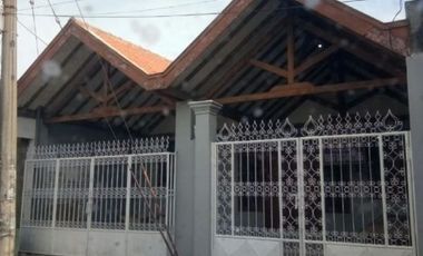 Rumah di Jl. Karang Empat 2 lantai