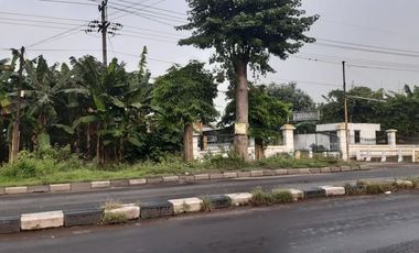 Tanah di raya krian luas 6750 m bisa ut gudang harga hanya 2 jt per mtr truk 26 feet bisa lewat