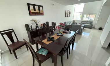 NORPONIENTE RUSCELLO MUY BELLA Y FUNCIONAL