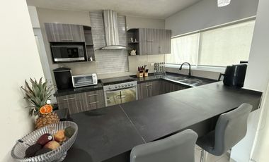 NORPONIENTE RUSCELLO MUY BELLA Y FUNCIONAL