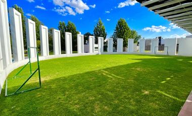 NORPONIENTE RUSCELLO MUY BELLA Y FUNCIONAL