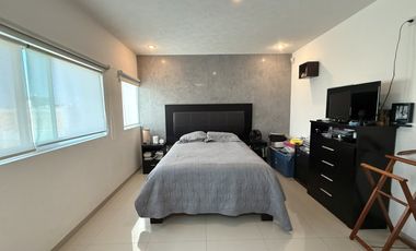 NORPONIENTE RUSCELLO MUY BELLA Y FUNCIONAL