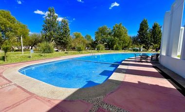 NORPONIENTE RUSCELLO MUY BELLA Y FUNCIONAL