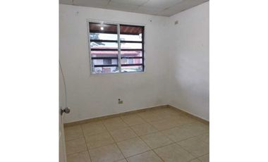 ALQUILO Y VENDO CASA LAS ARBOLEDAS, CLUSTER LOS AVELLANOS