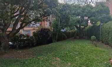 casa en arriendo en las lomas poblado. Cod A775443