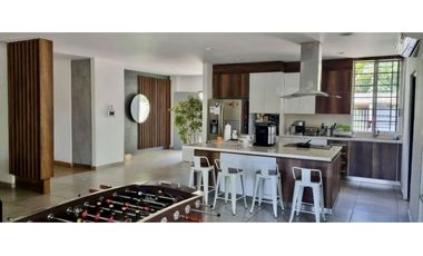 SE VENDE CASA EN LLANOS DE CURUNDU $698,500