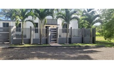 SE VENDE CASA EN LLANOS DE CURUNDU $698,500